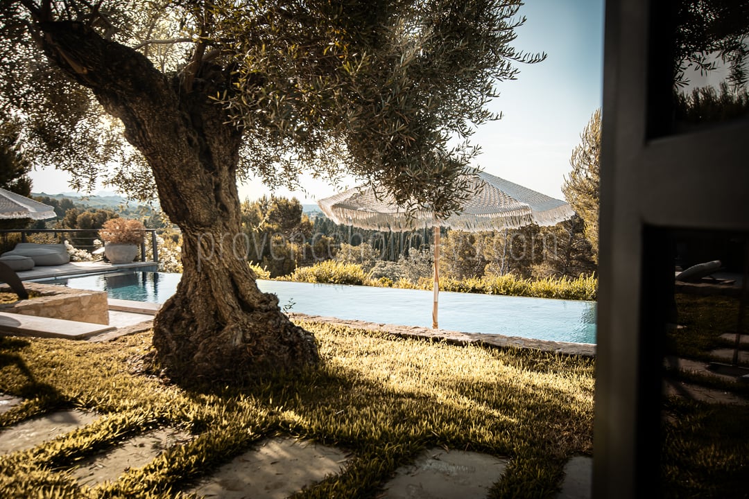 40 - Villa Paradis: Villa: Pool