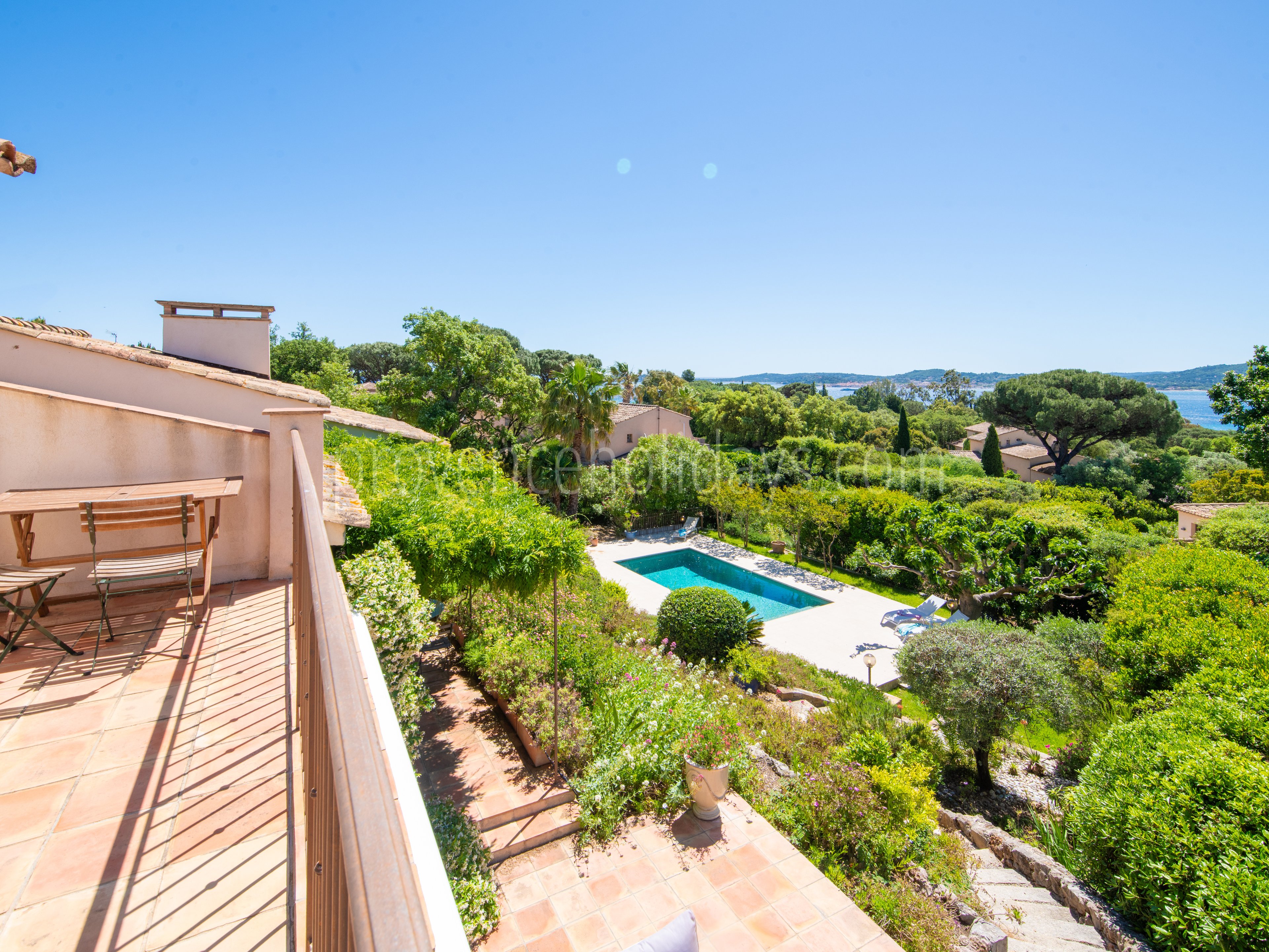 28 - Villa Poppy: Villa: Exterior