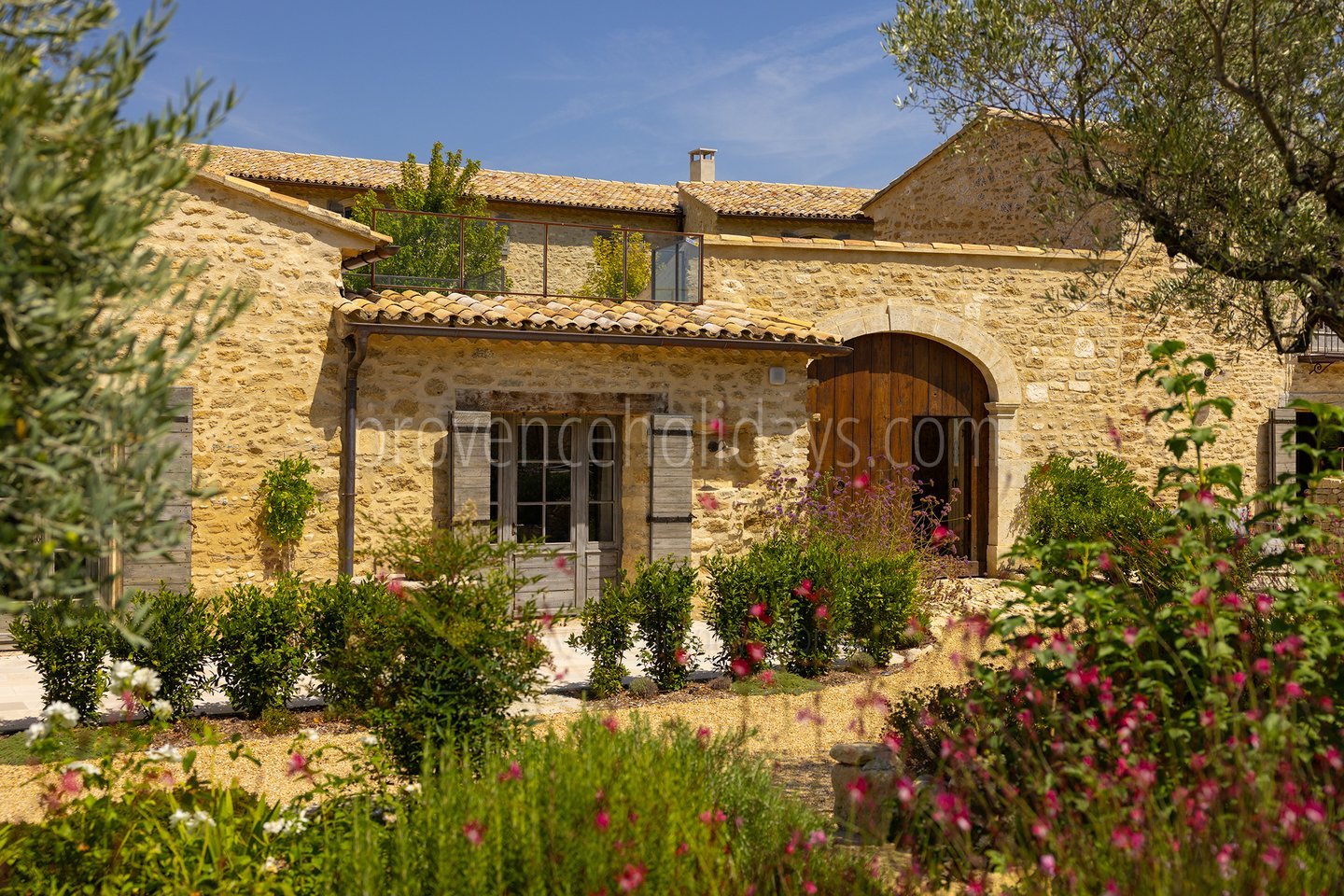 40 - Grand Mas d\'Oppède: Villa: Exterior