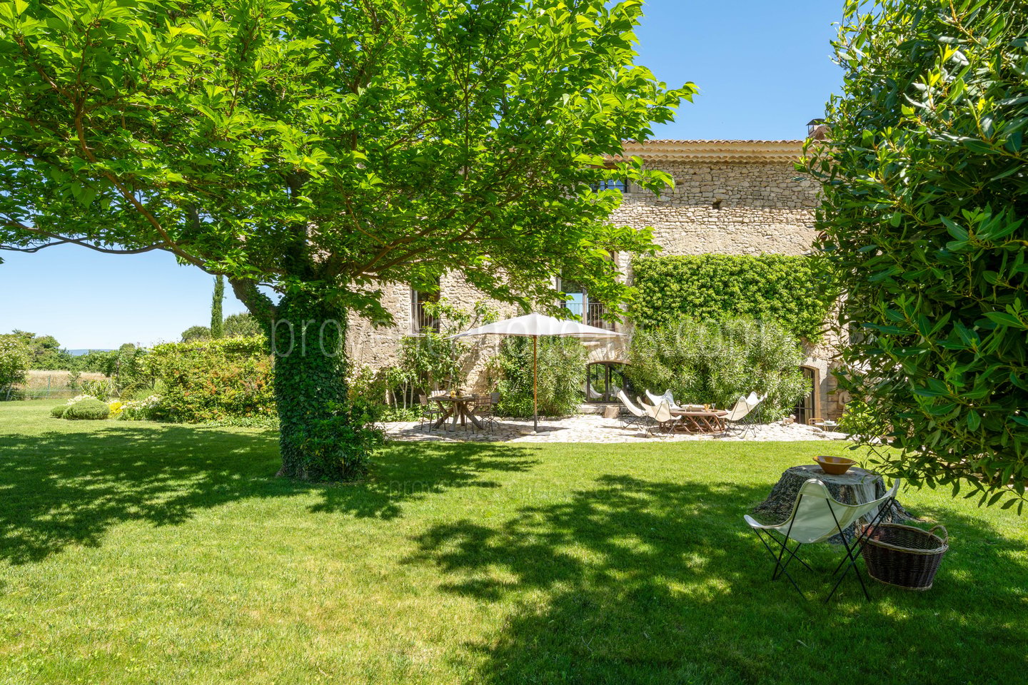 13 - La Chapelle Saint-Pons: Villa: Exterior