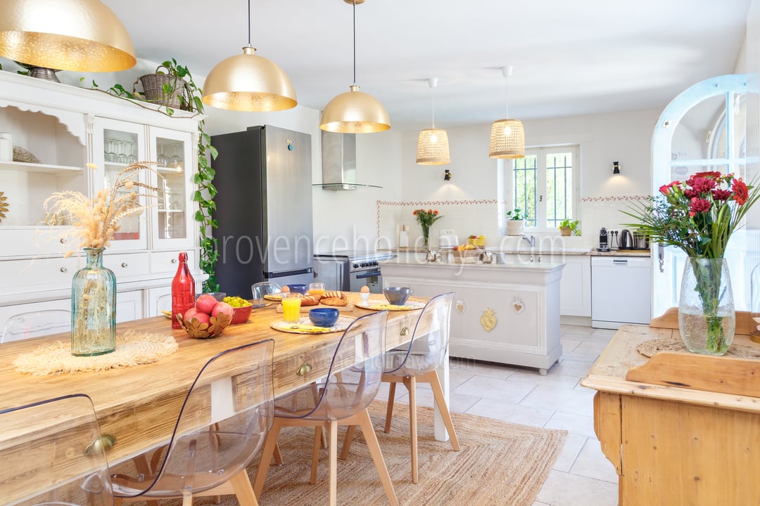 10 - Le Mas Chopin: Villa: Interior
