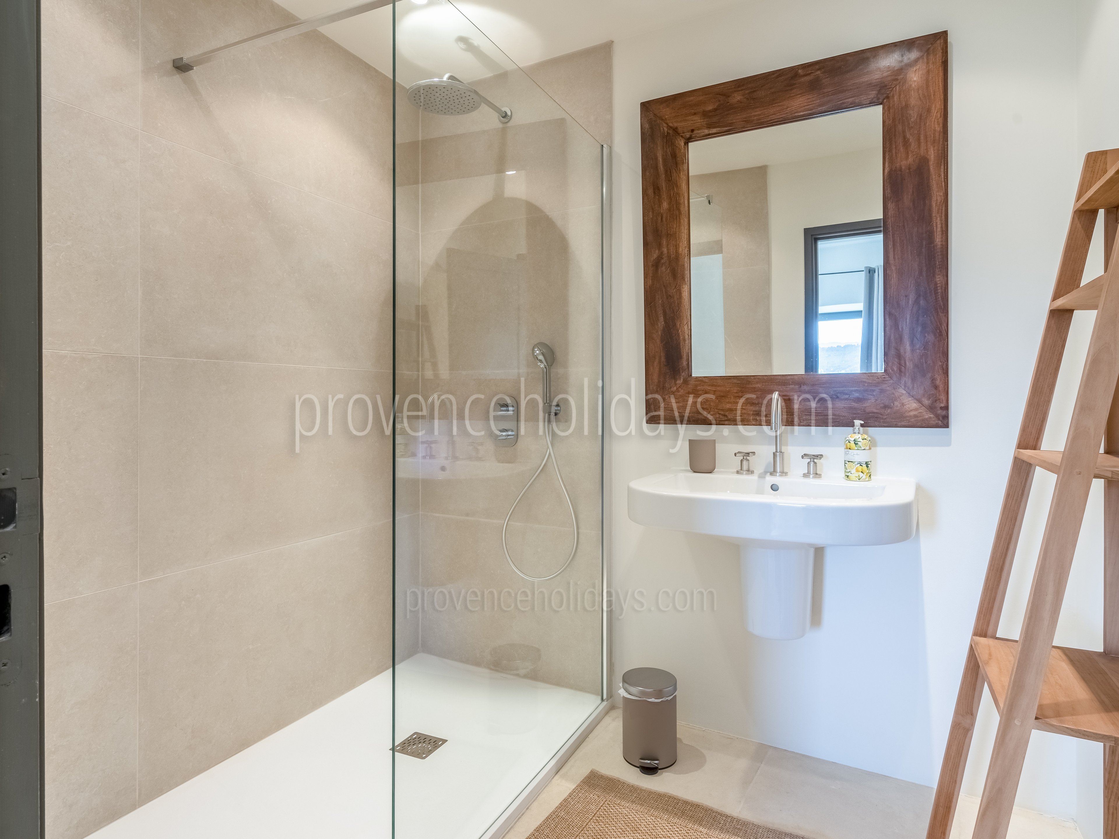55 - La Bastide des Sources: Villa: Bathroom