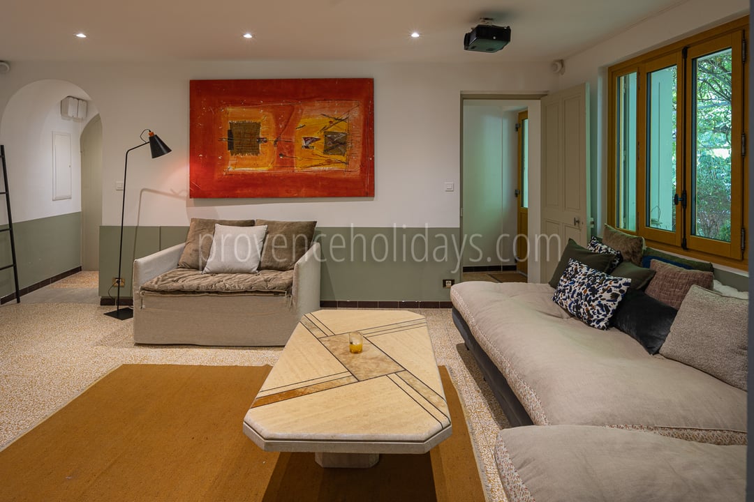 12 - Le Mas des Rêves: Villa: Interior