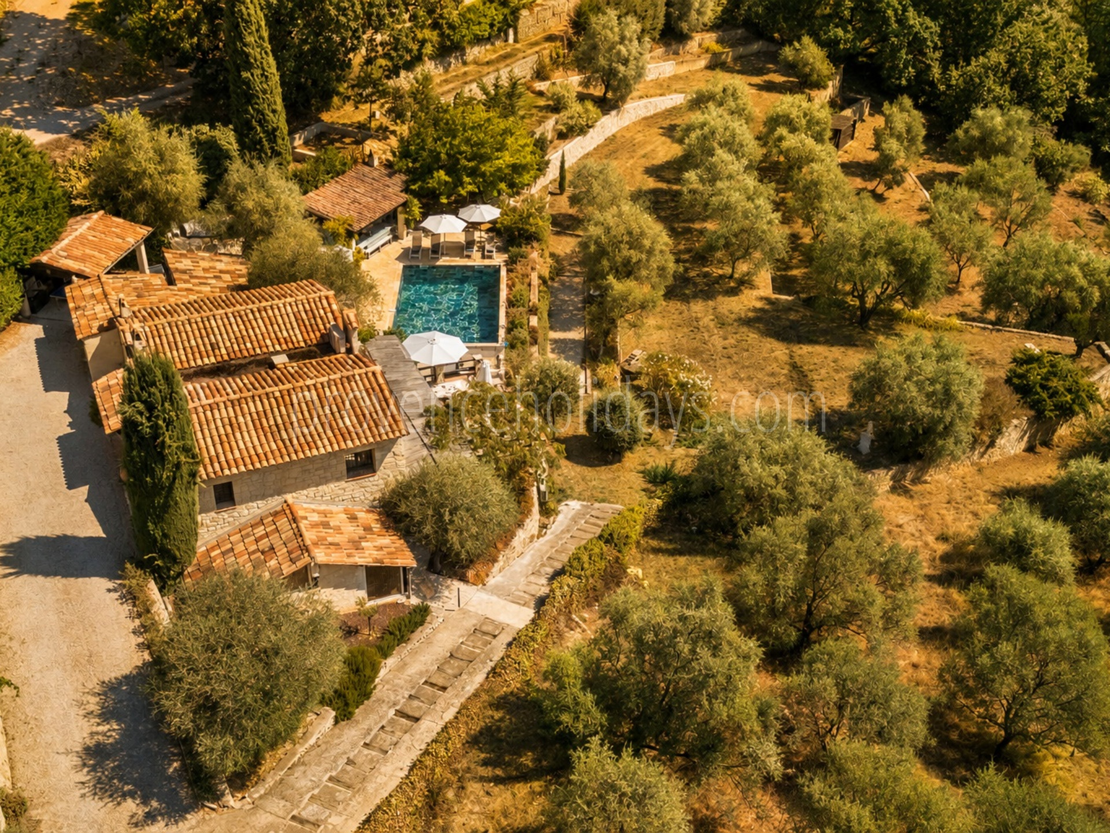 37 - Villa Caleous: Villa: Exterior