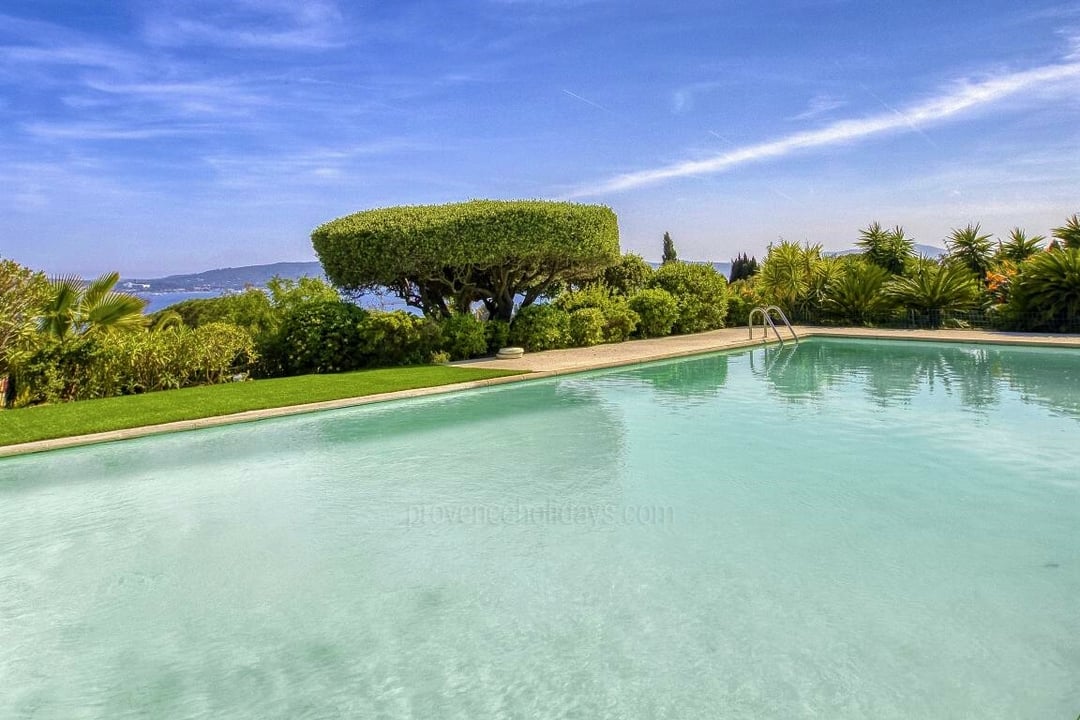 54 - Azur Sérénité: Villa: Pool