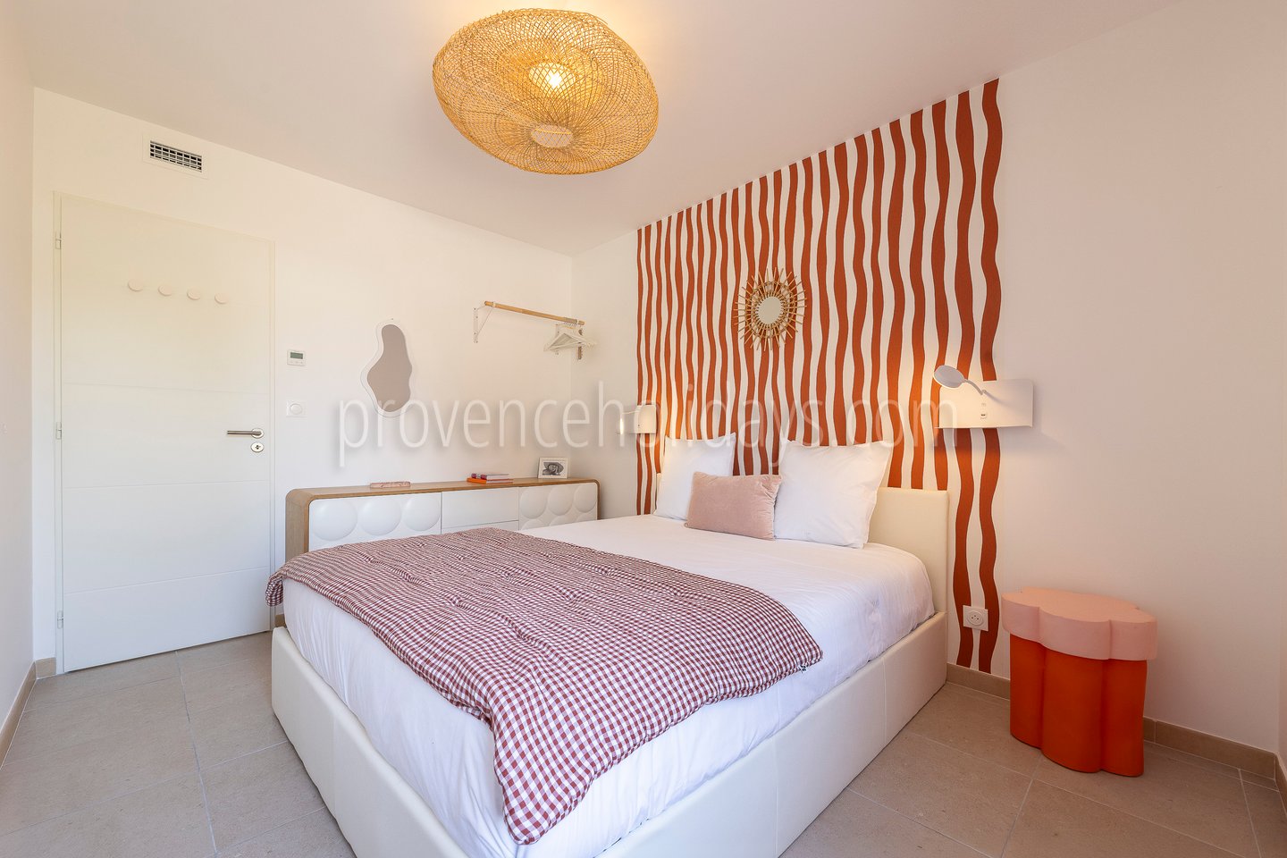 15 - Villa des Cigales: Villa: Bedroom