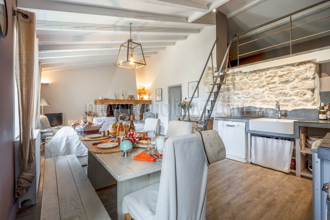 9 - Le Mas de Cabrières: Villa: Interior