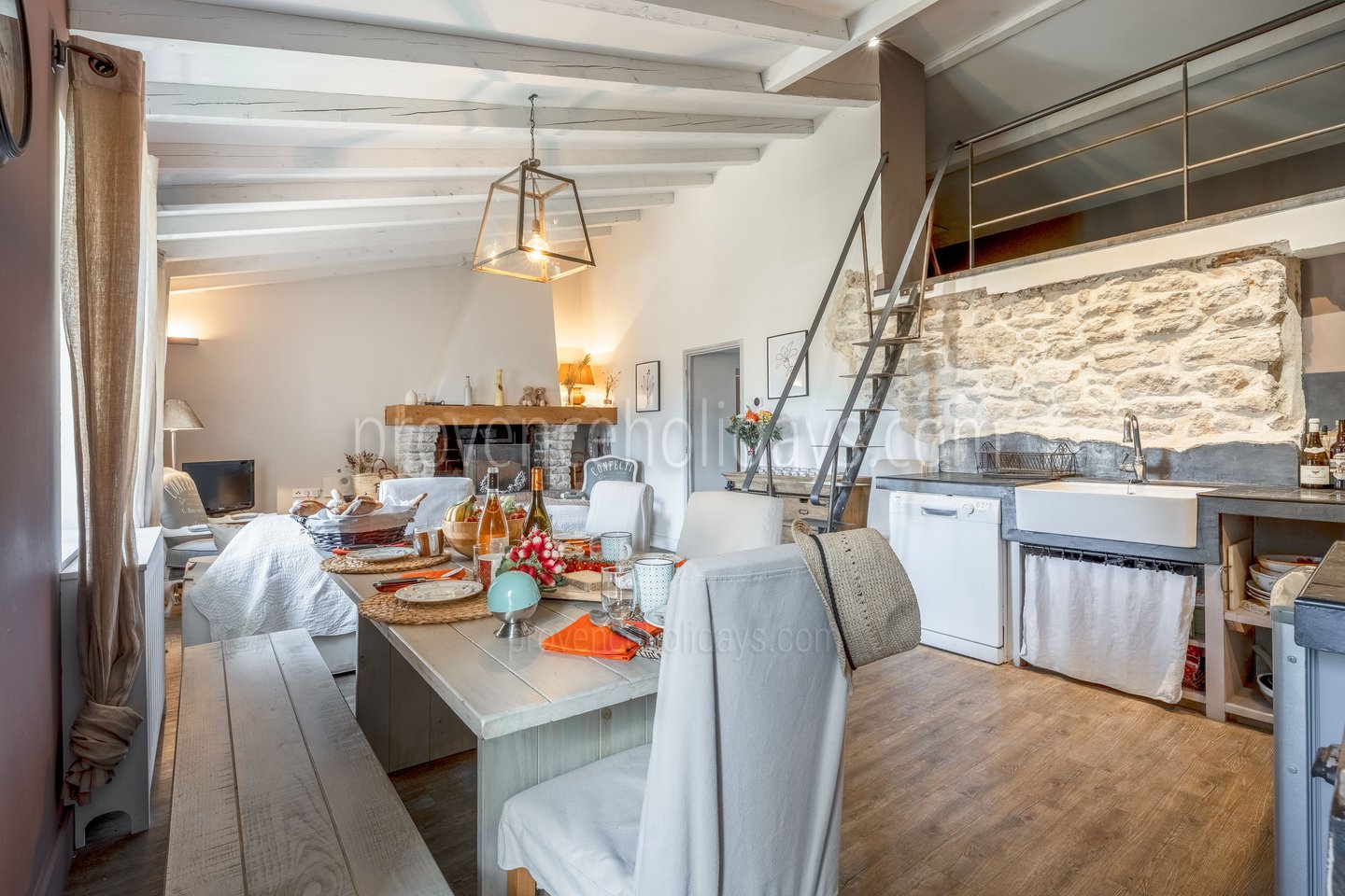 9 - Le Mas de Cabrières: Villa: Interior