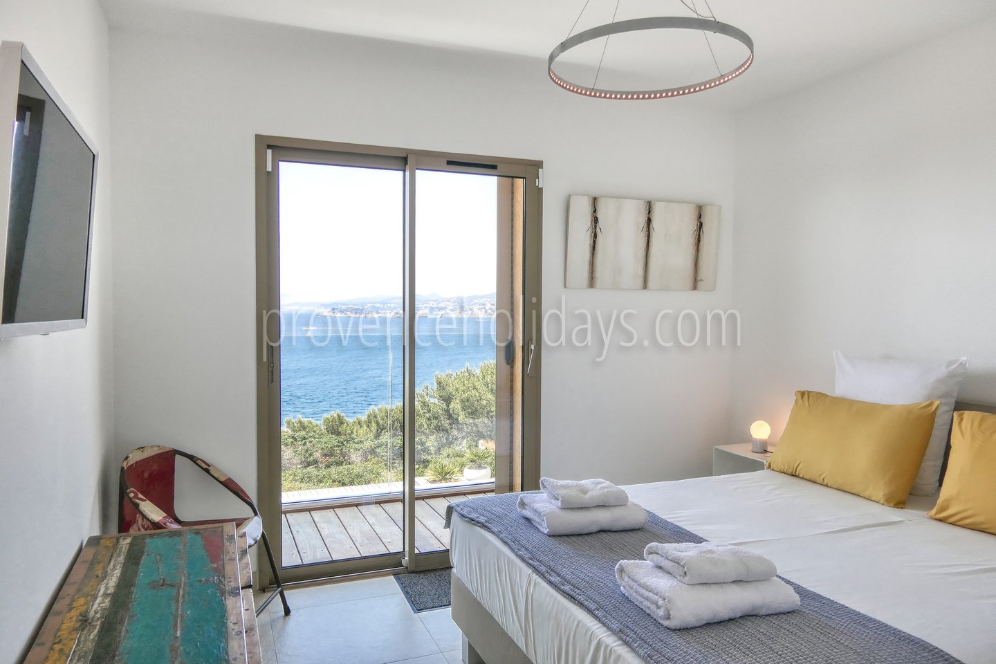 15 - Villa Florensia: Villa: Bedroom