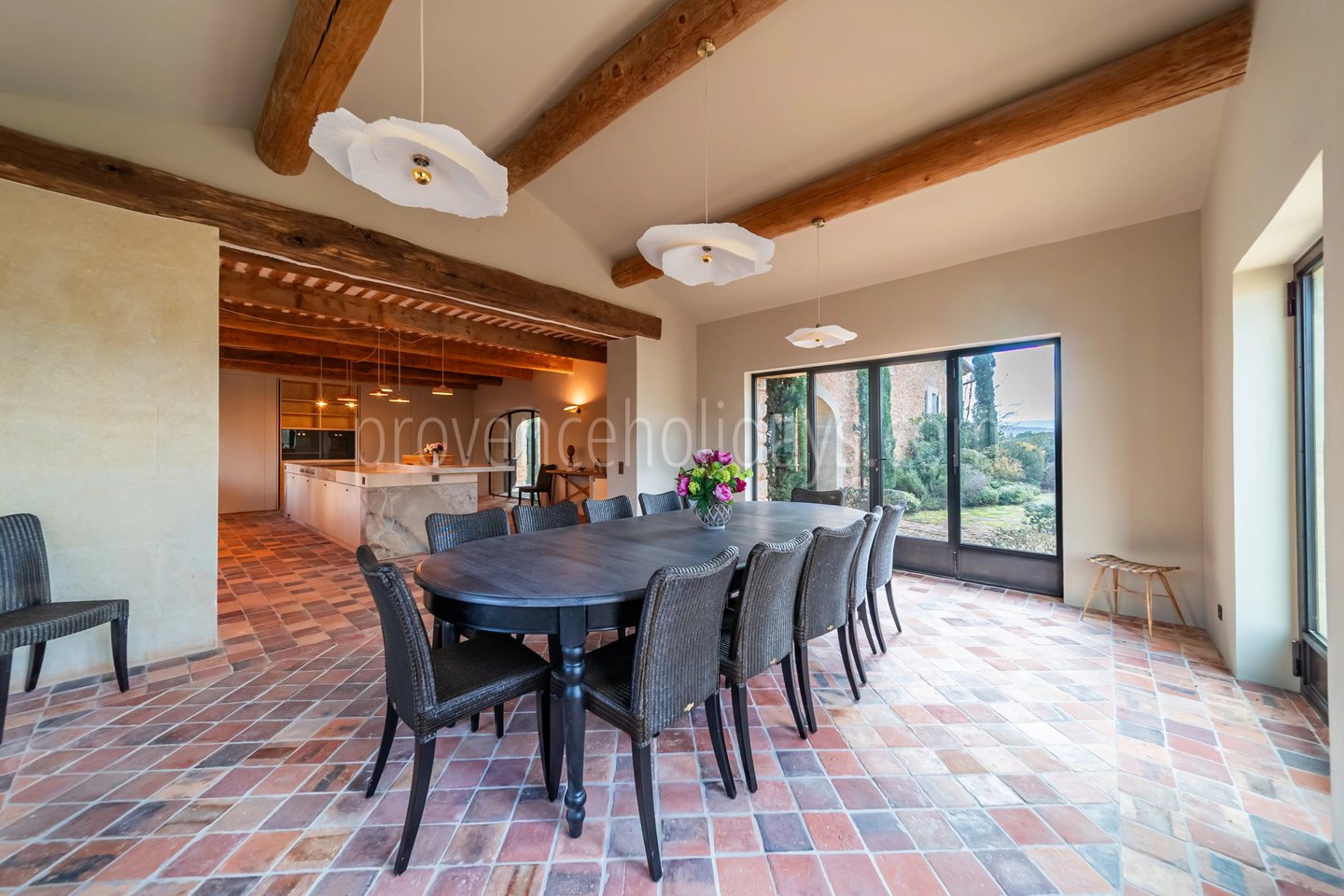 6 - Provençal residence in Bonnieux: Villa: Interior