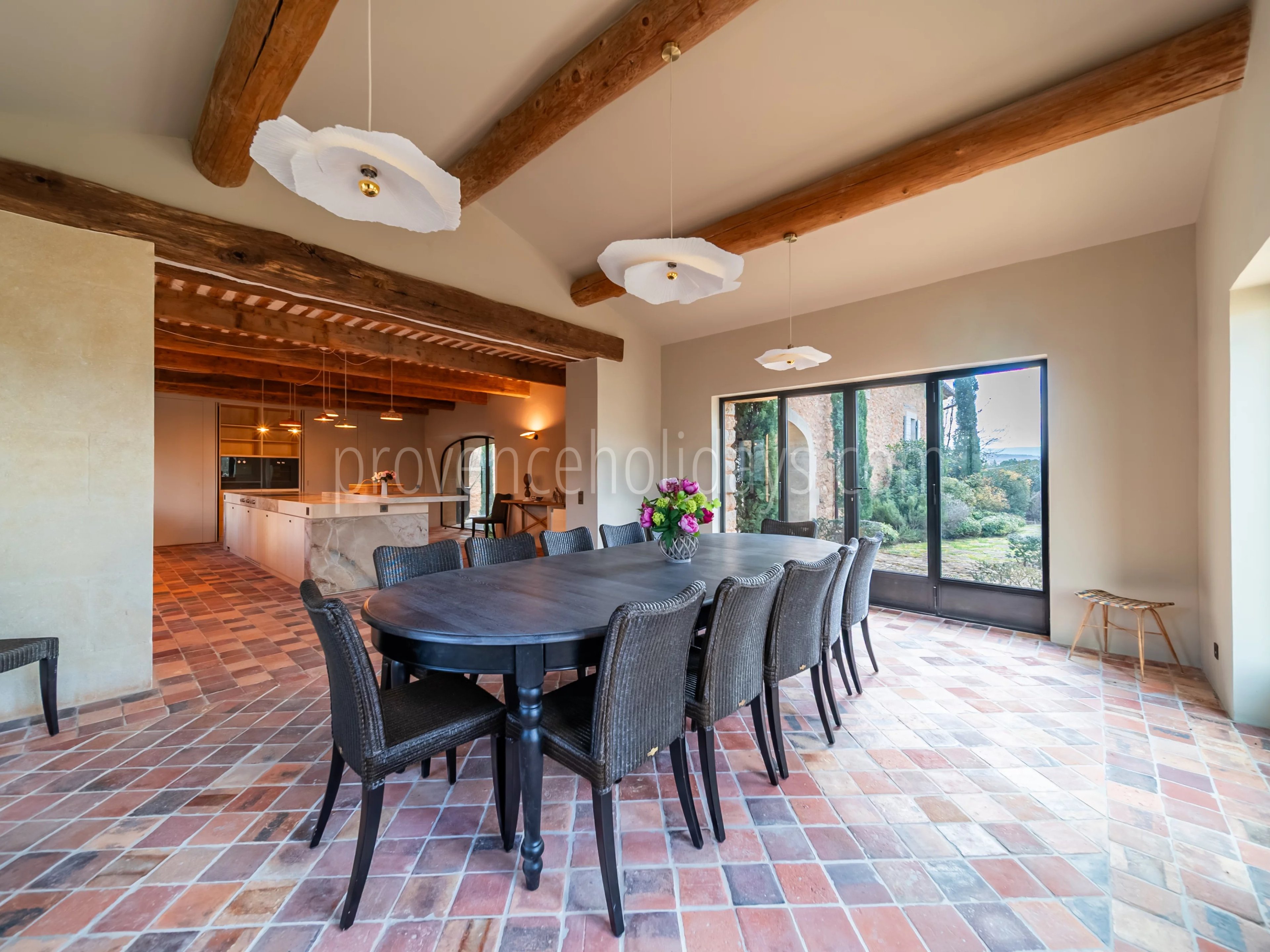 6 - Provençal residence in Bonnieux: Villa: Interior