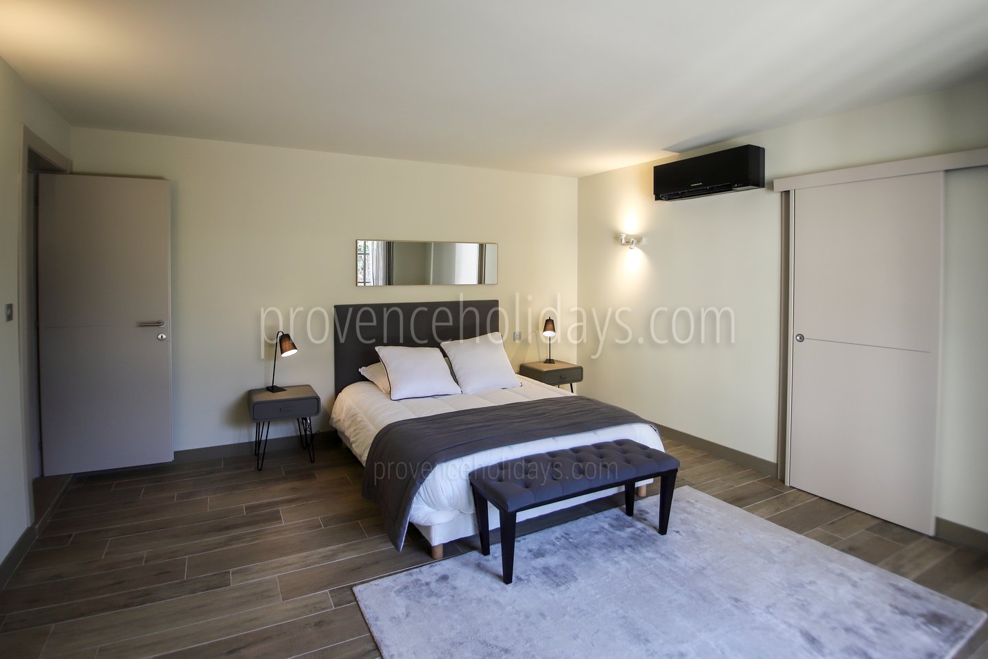 37 - Villa Côté Est: Villa: Bedroom