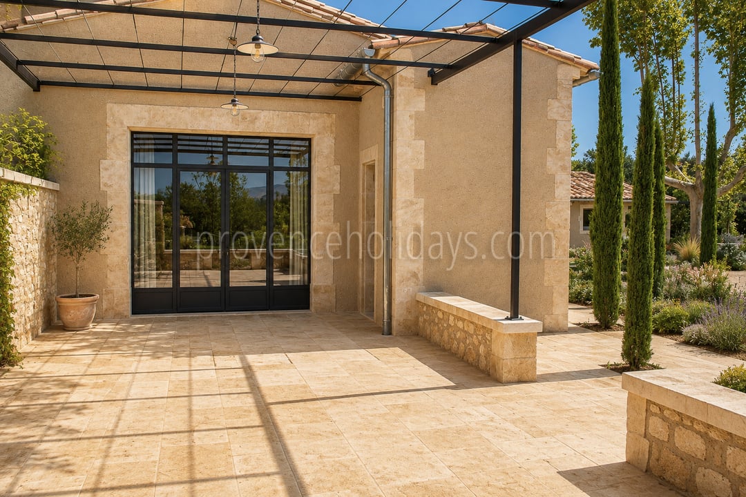 5 - Mas mit Tennisplatz in Eygalières: Villa: Exterior
