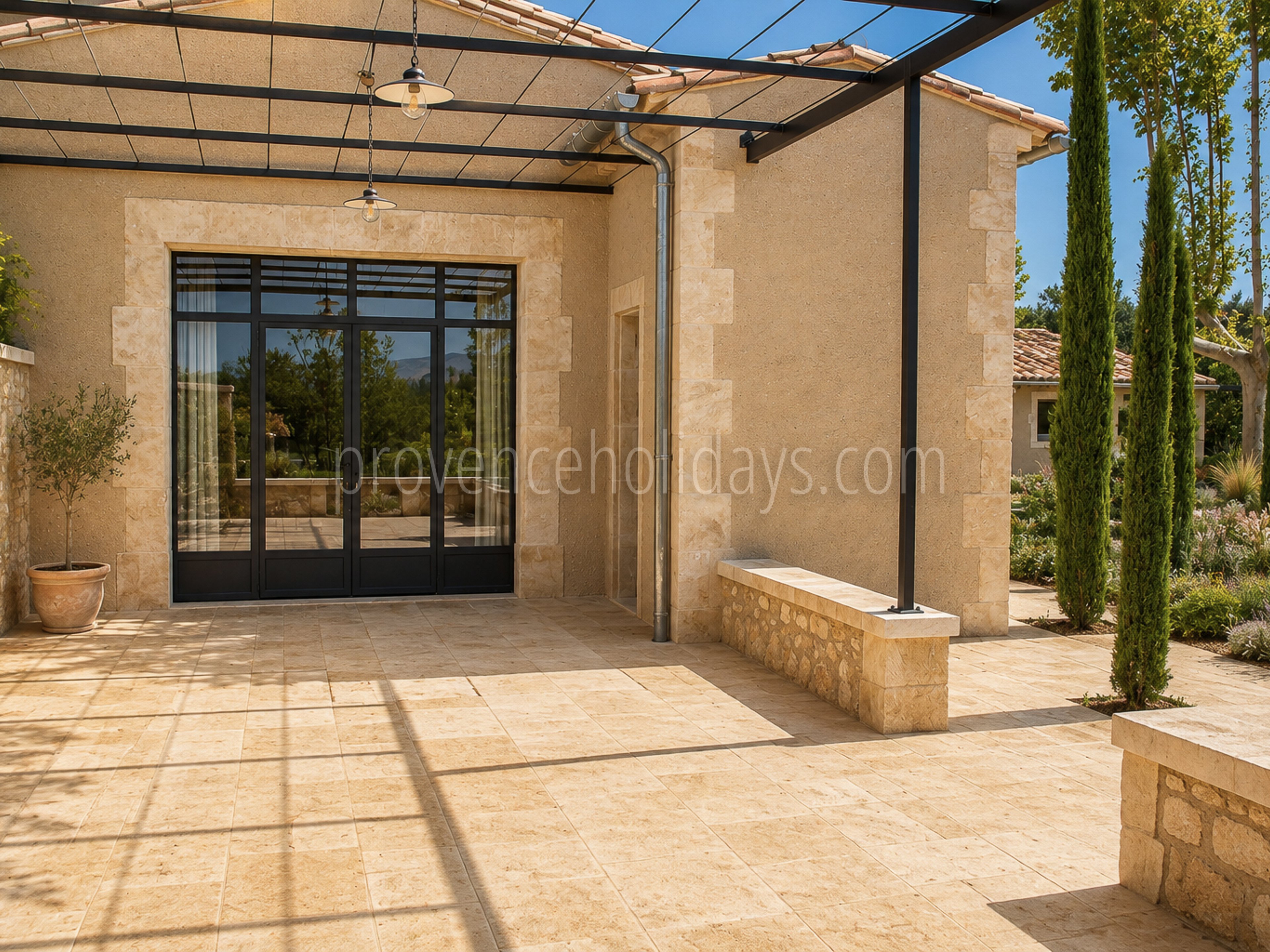 5 - Mas mit Tennisplatz in Eygalières: Villa: Exterior
