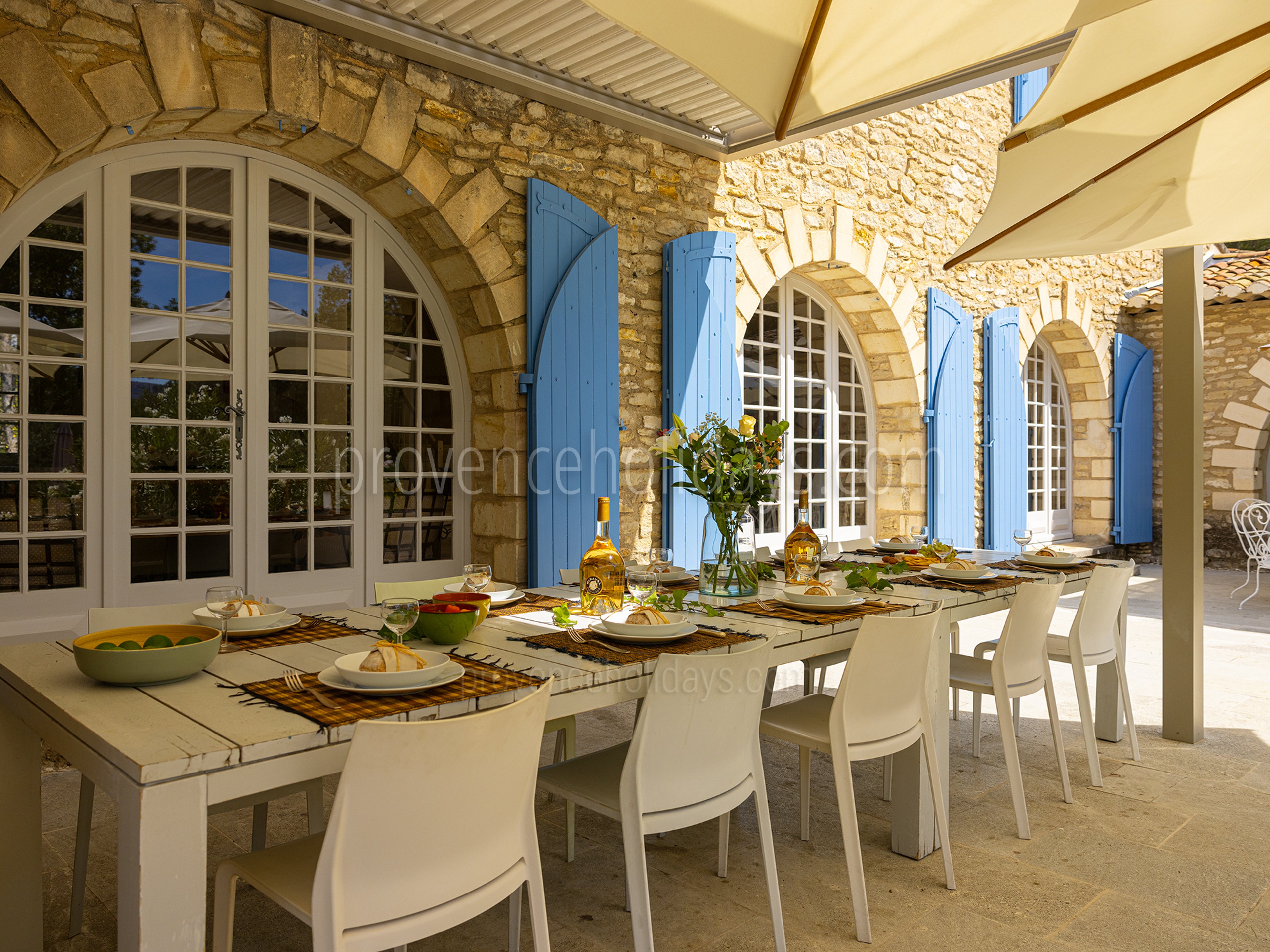 3 - Mas Heyrauds: Villa: Exterior