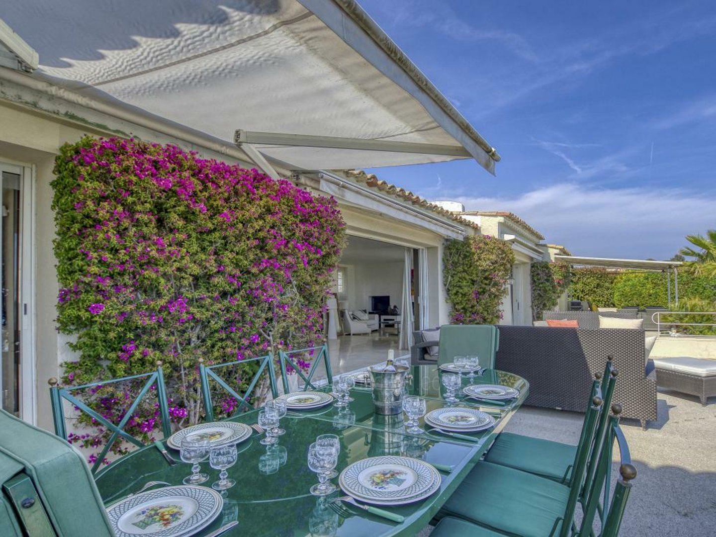 14 - Azur Sérénité: Villa: Exterior