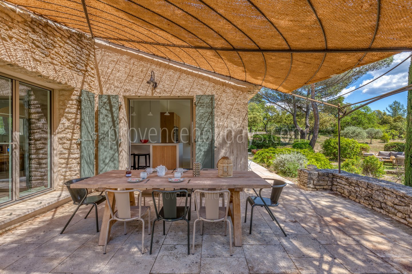 21 - L\'Escapade en Provence: Villa: Exterior