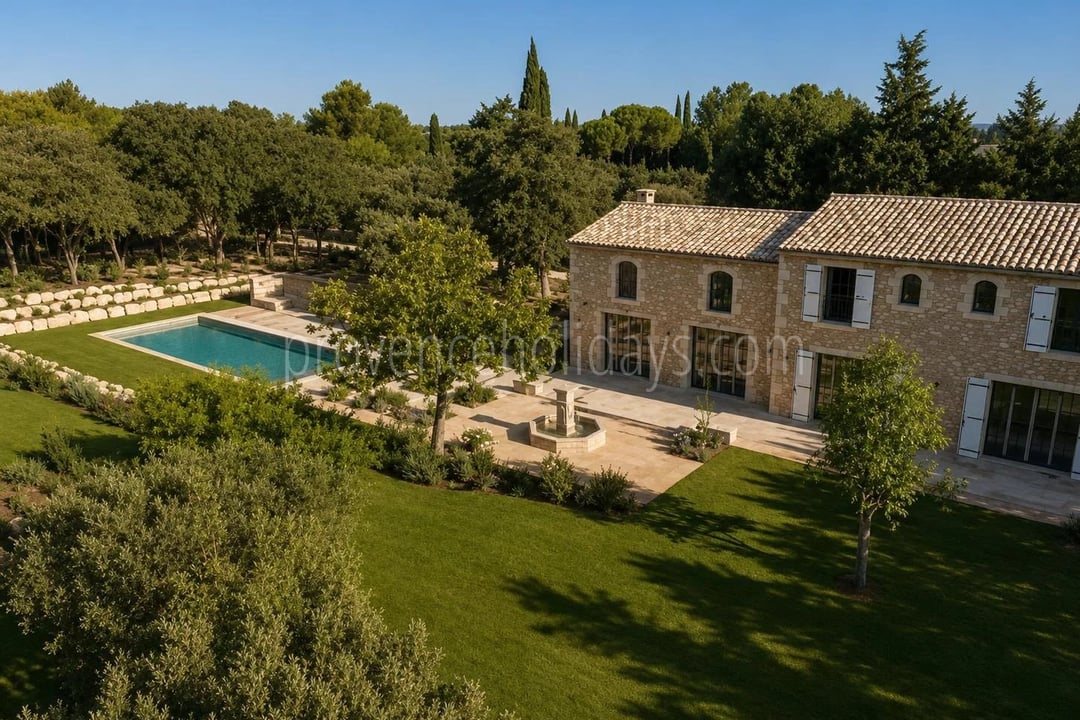 1 - Mas contemporain à Eygalières: Villa: Exterior