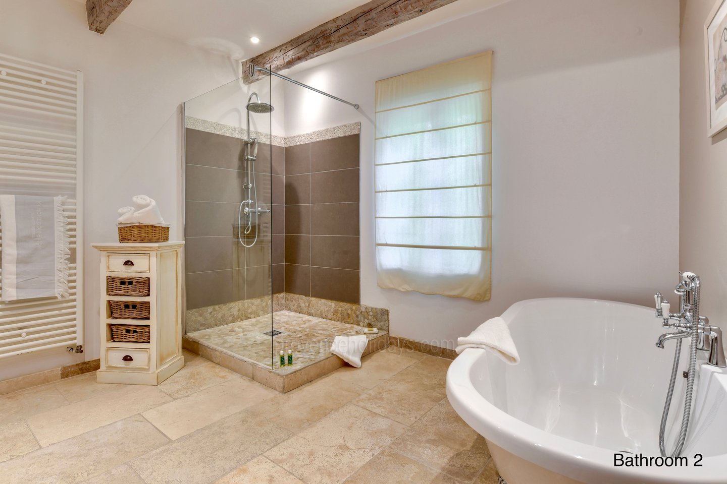 19 - Les Oliviers: Villa: Bathroom