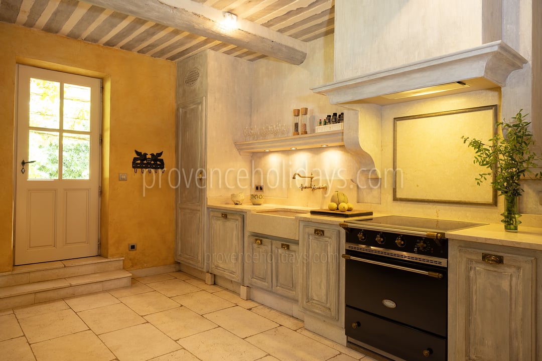 30 - Pine Lodge: Villa: Interior