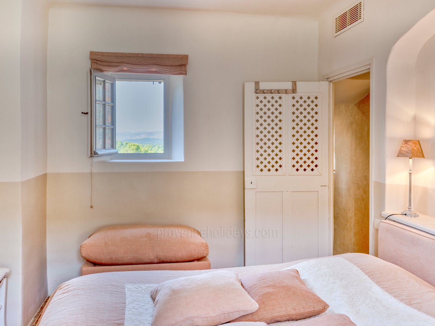 61 - Domaine de la Sainte Victoire: Villa: Bedroom