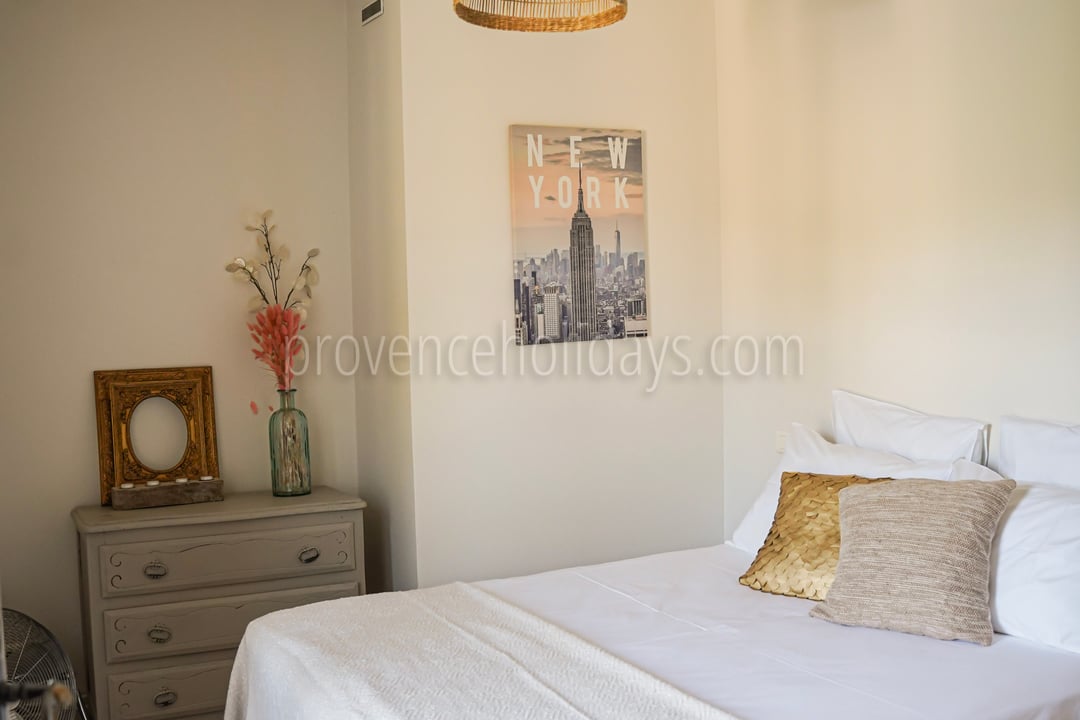 48 - Le Mas Chopin: Villa: Bedroom