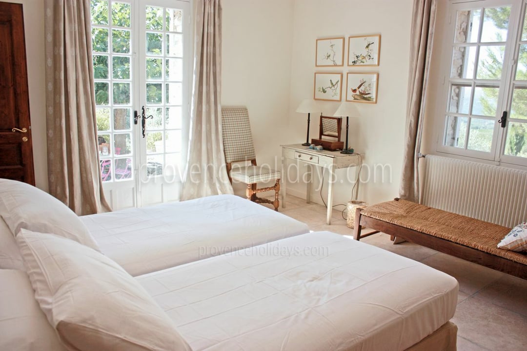 13 - Mas Blauvac: Villa: Interior