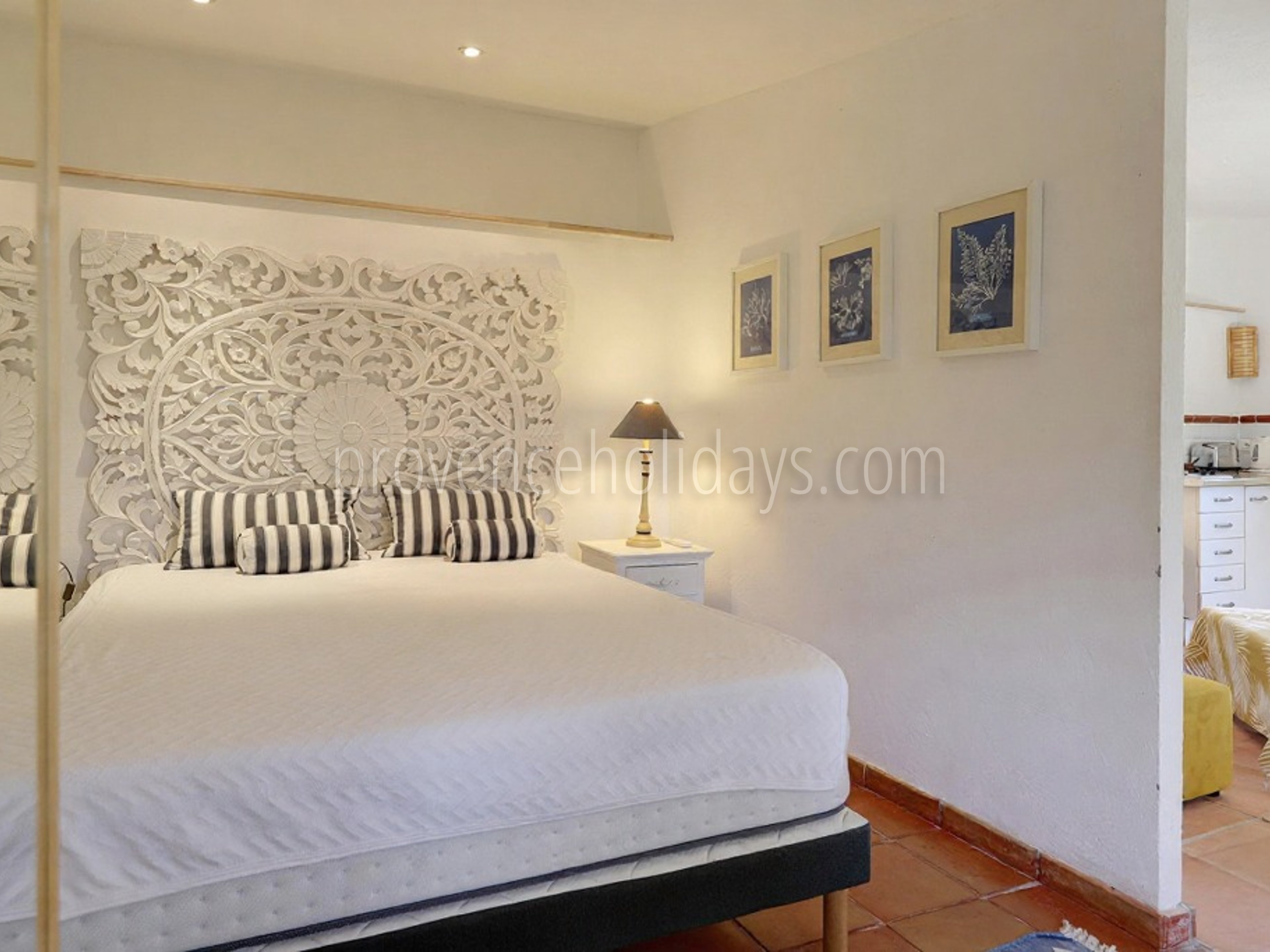 25 - Villa Caleous: Villa: Bedroom