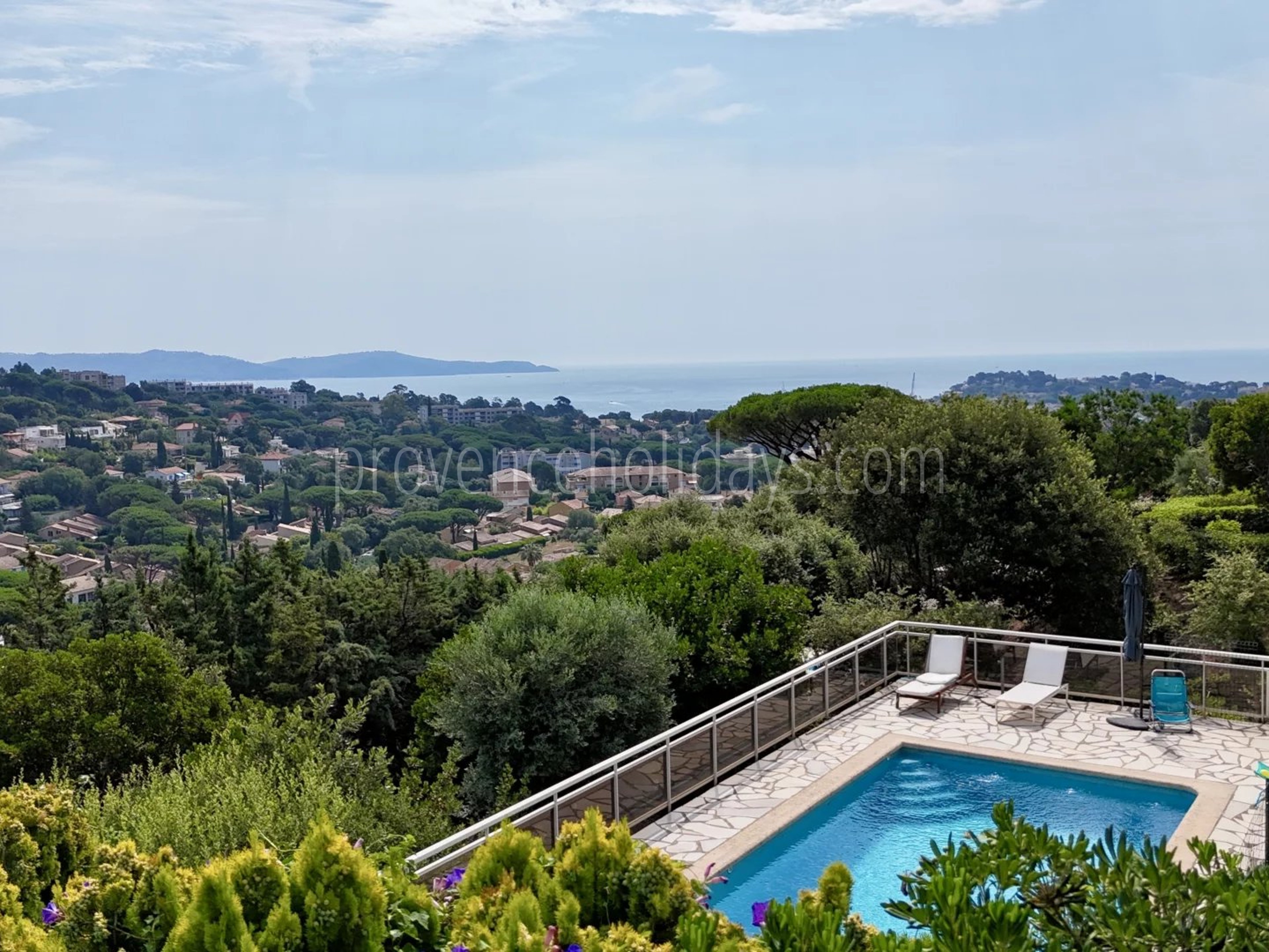 13 - Villa with pool in Cavalaire-sur-Mer: Villa: Pool