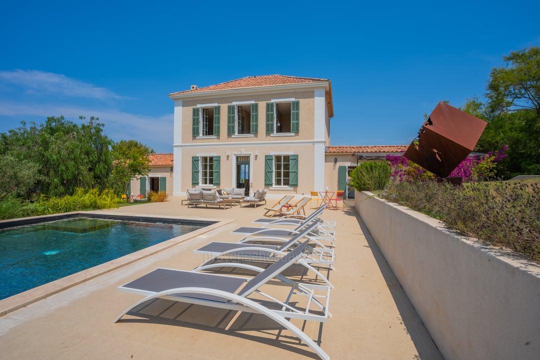 5 - Bastidon: Villa: Pool