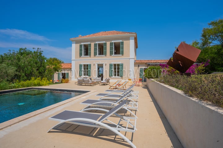 5 - Bastidon: Villa: Pool