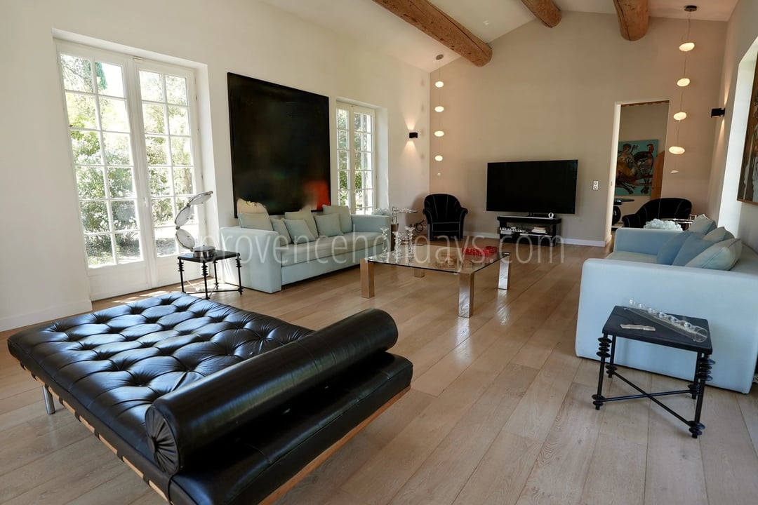 20 - Stone estate in Eygalières: Villa: Interior