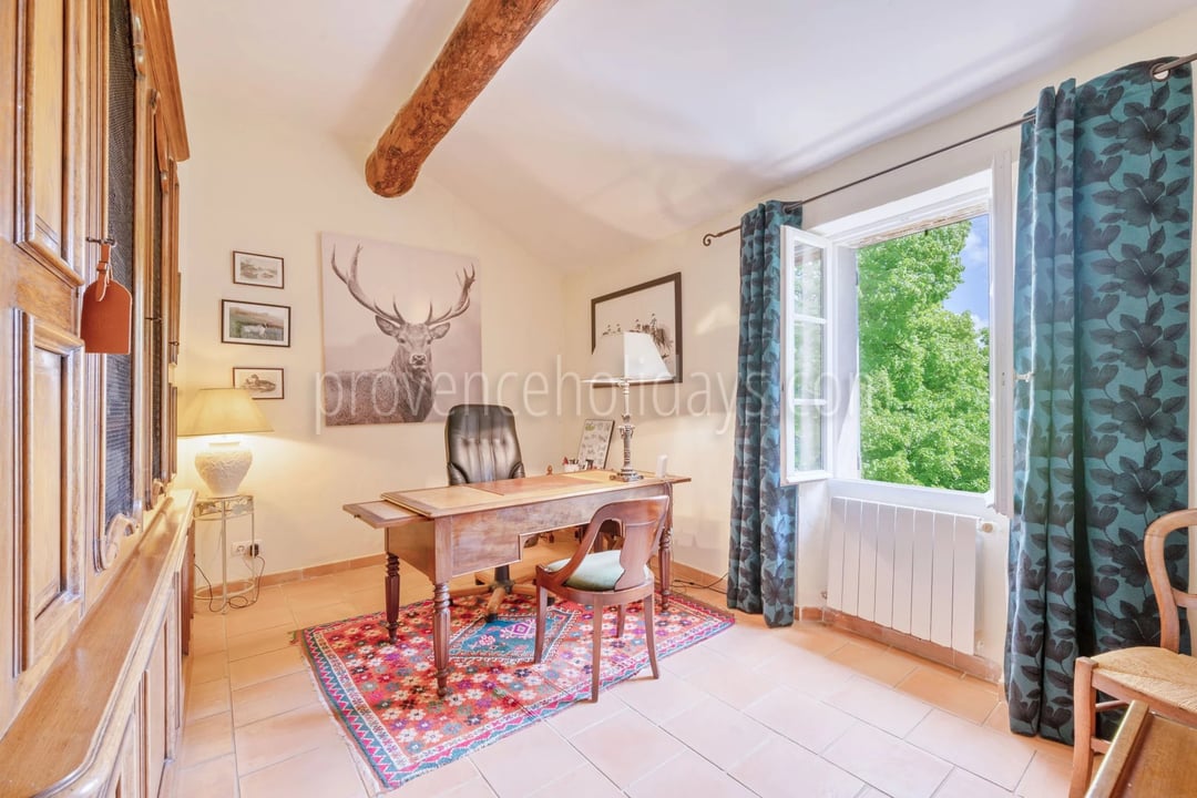 7 - Provençal mas in Ansouis: Villa: Interior