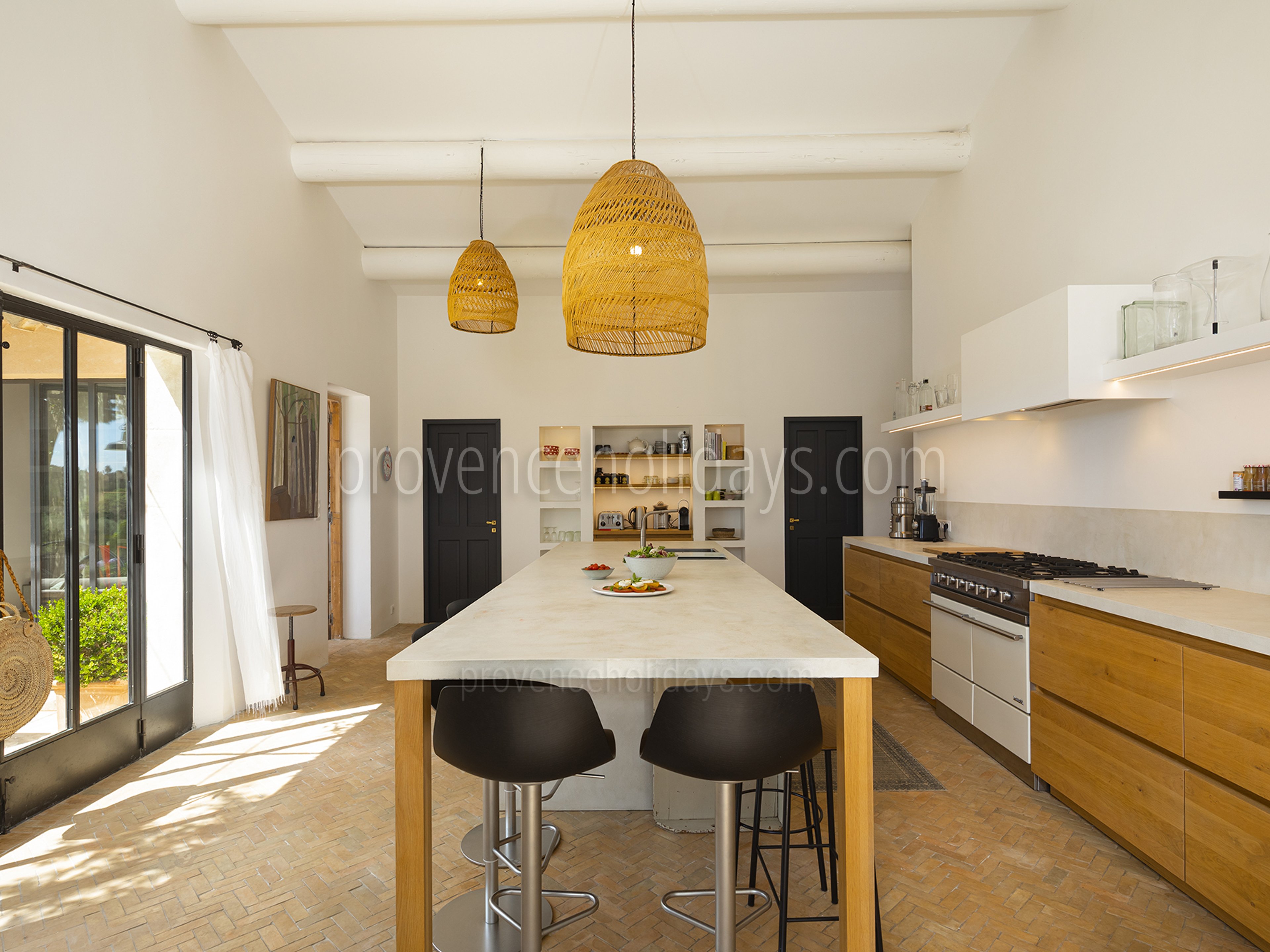 25 - Mas des Cyprès: Villa: Interior