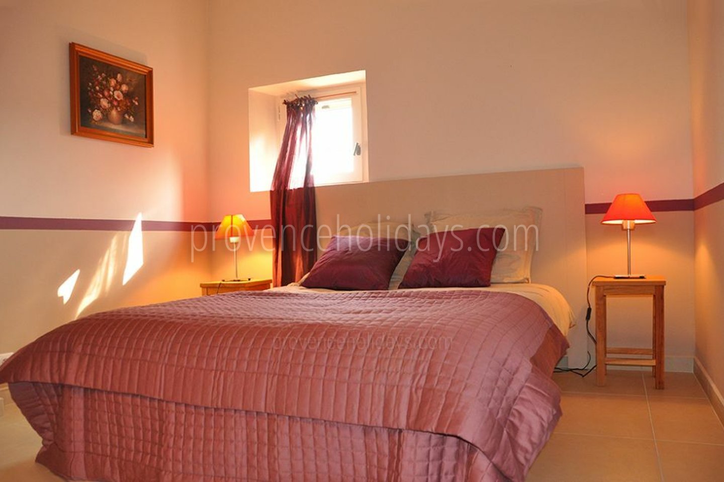 6 - Le Mas aux Gargouilles: Villa: Bedroom