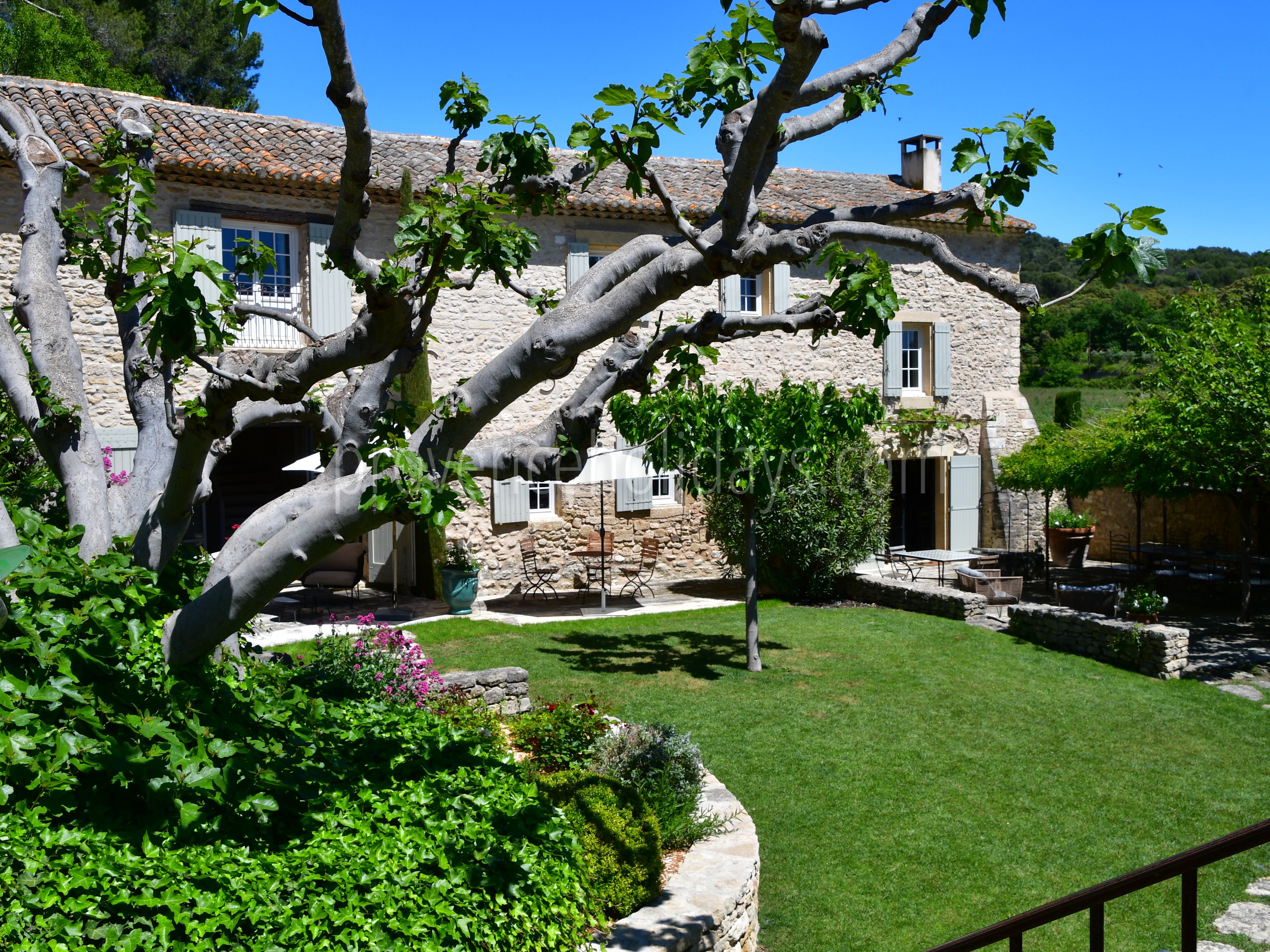4 - Le Refuge du Soleil: Villa: Exterior