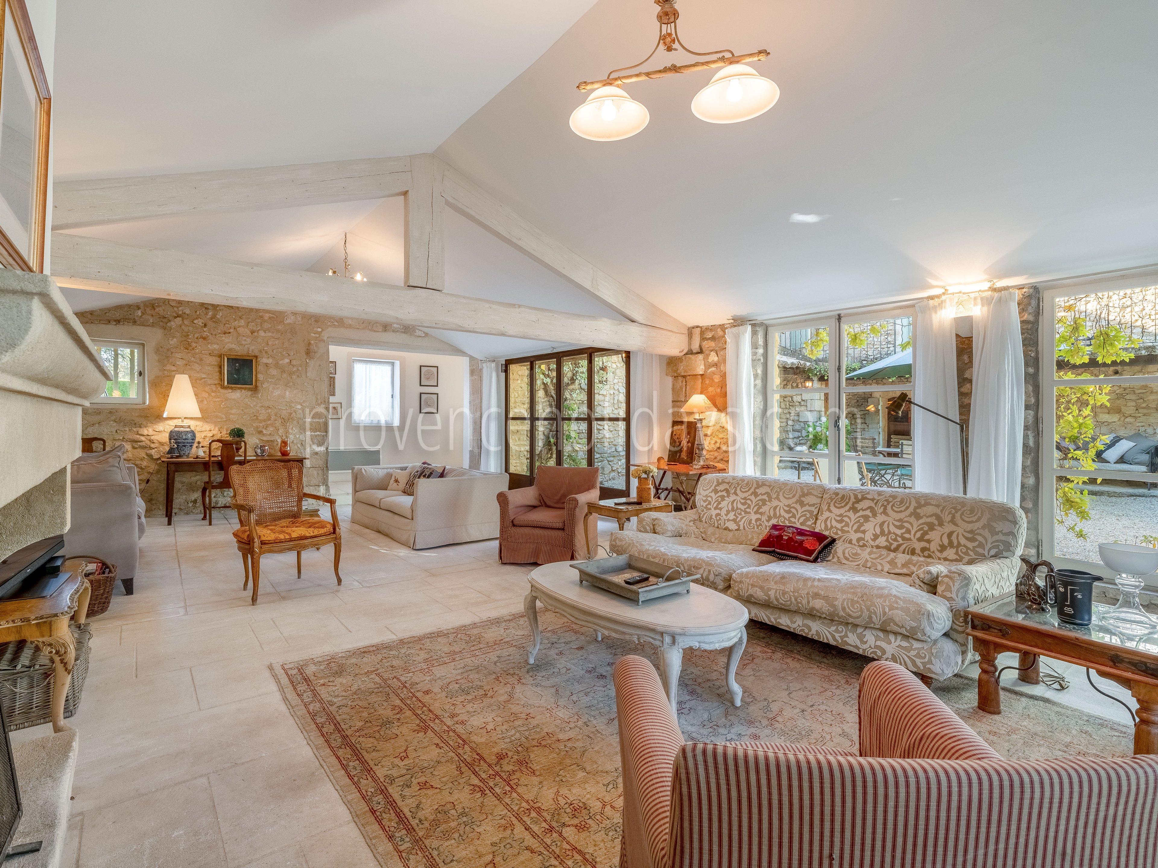 27 - Mas de Saint-Hilaire: Villa: Interior