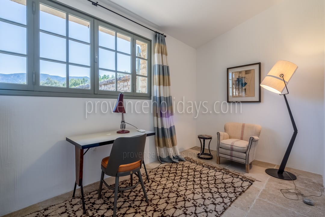 32 - Mas en Campagne: Villa: Interior