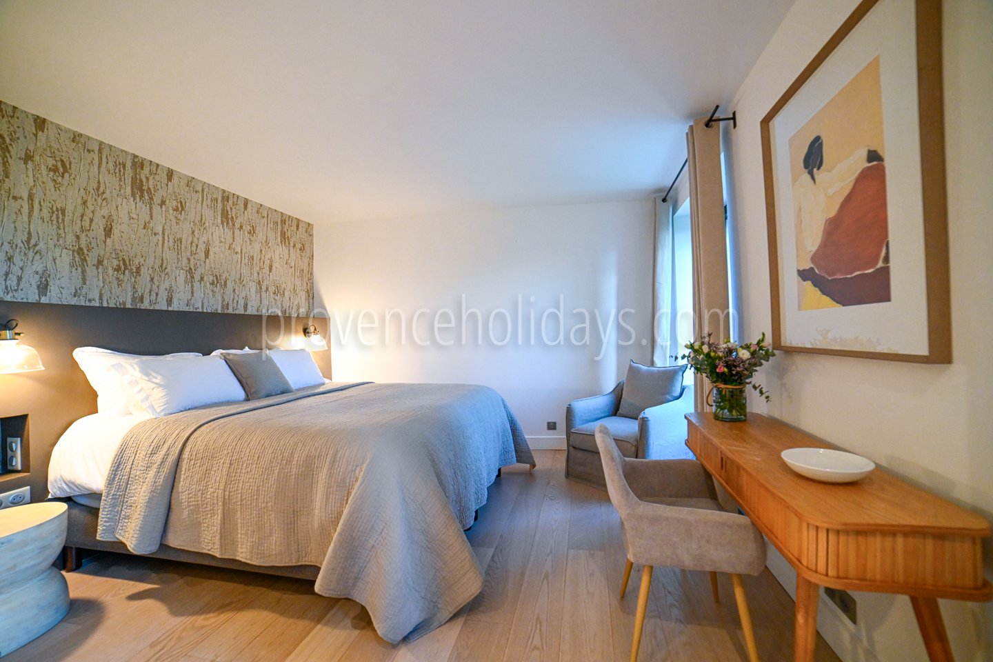 37 - Mas de la Source: Villa: Bedroom 1