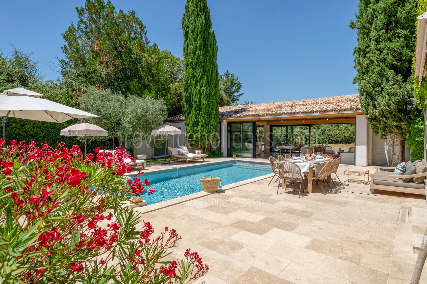 2 - Le Mas des Figues: Villa: Exterior