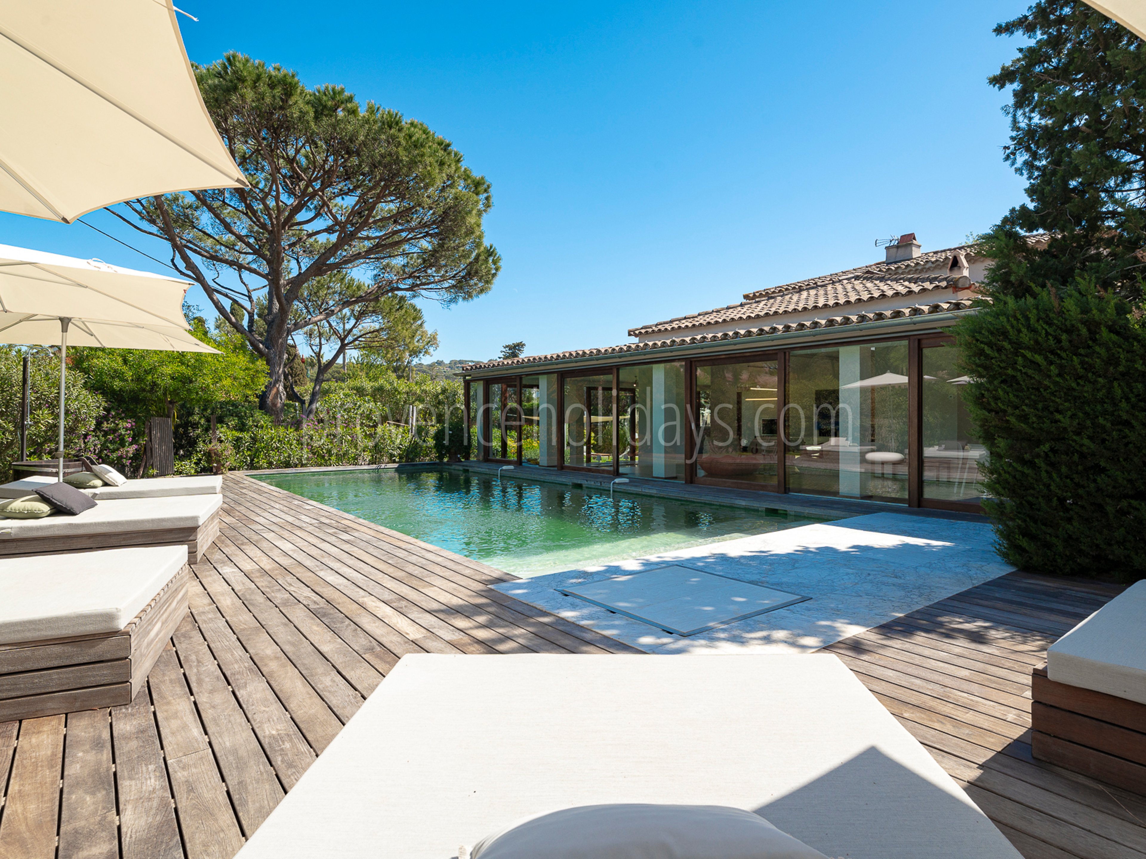 9 - Villa Tahiti: Villa: Pool
