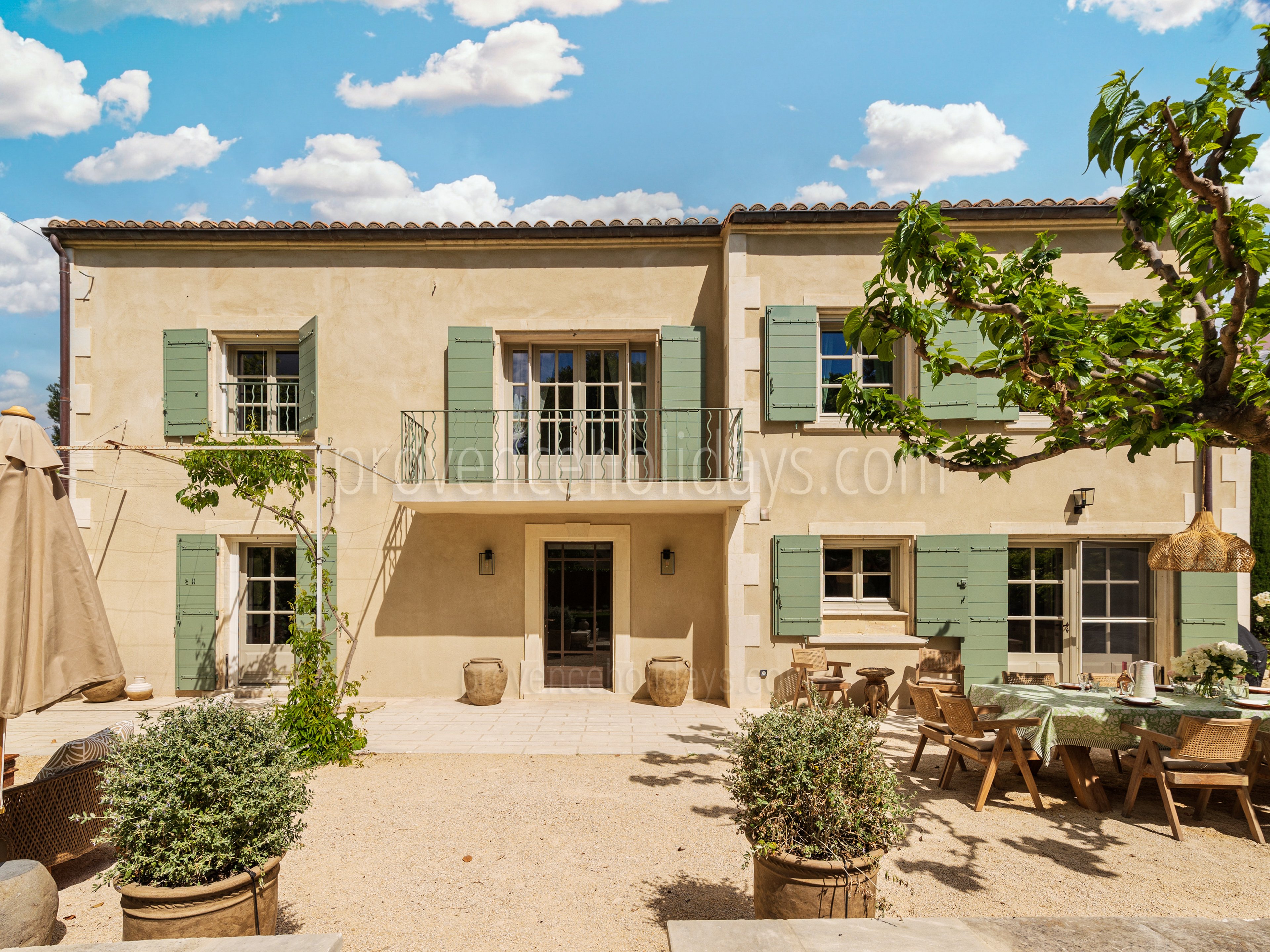 11 - Maison Léo: Villa: Exterior