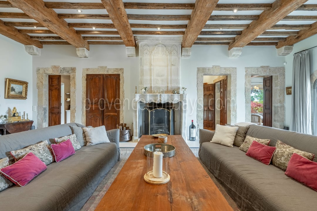 32 - Le Mas de Goult (24): Villa: Interior