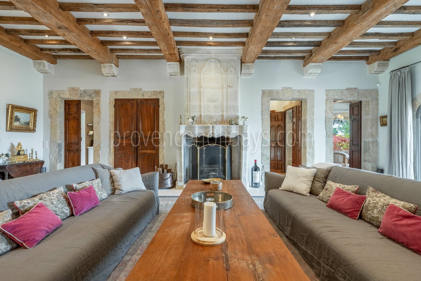 32 - Le Mas de Goult (24): Villa: Interior