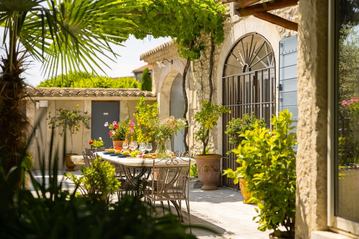 Luxus-Ferienwohnung mit beheiztem Pool in Saint-Rémy-de-Provence