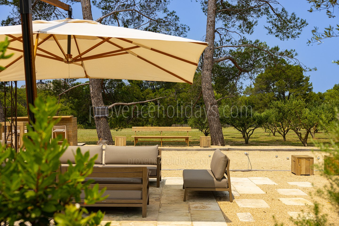 23 - Le Mas Secret: Villa: Exterior