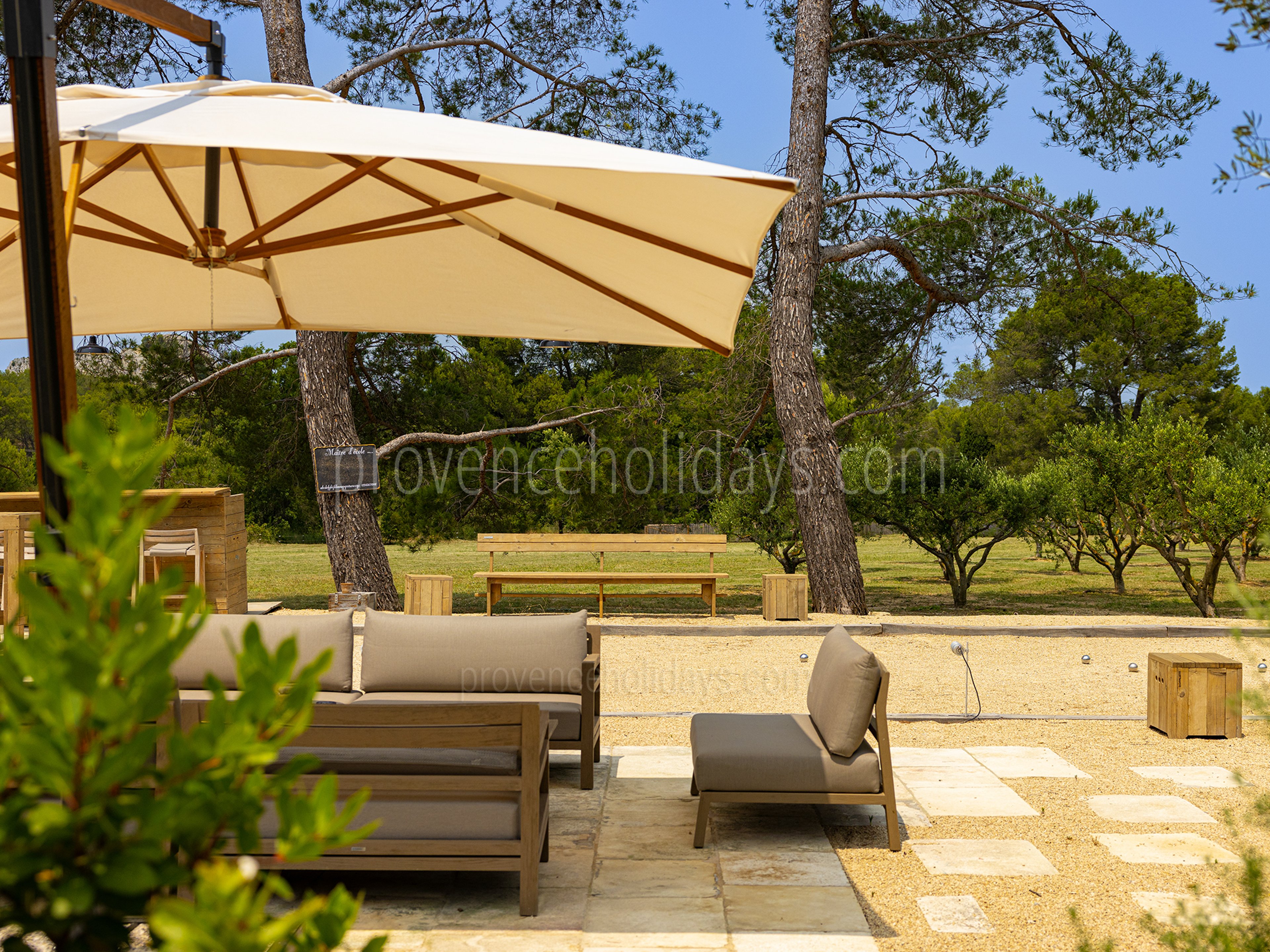 23 - Le Mas Secret: Villa: Exterior