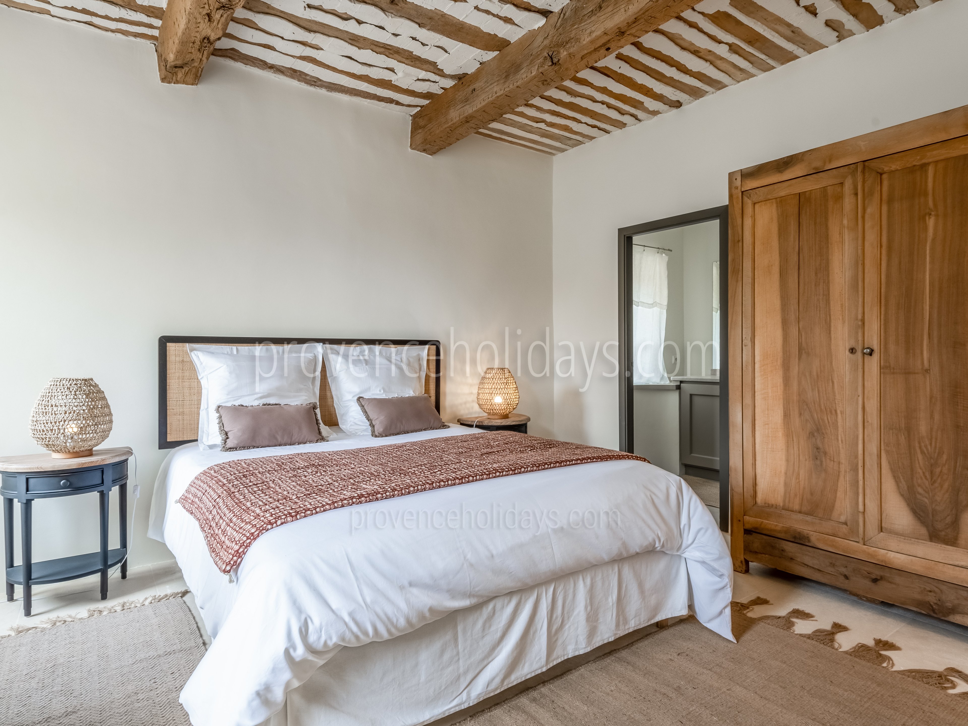 42 - La Bastide des Sources: Villa: Bedroom