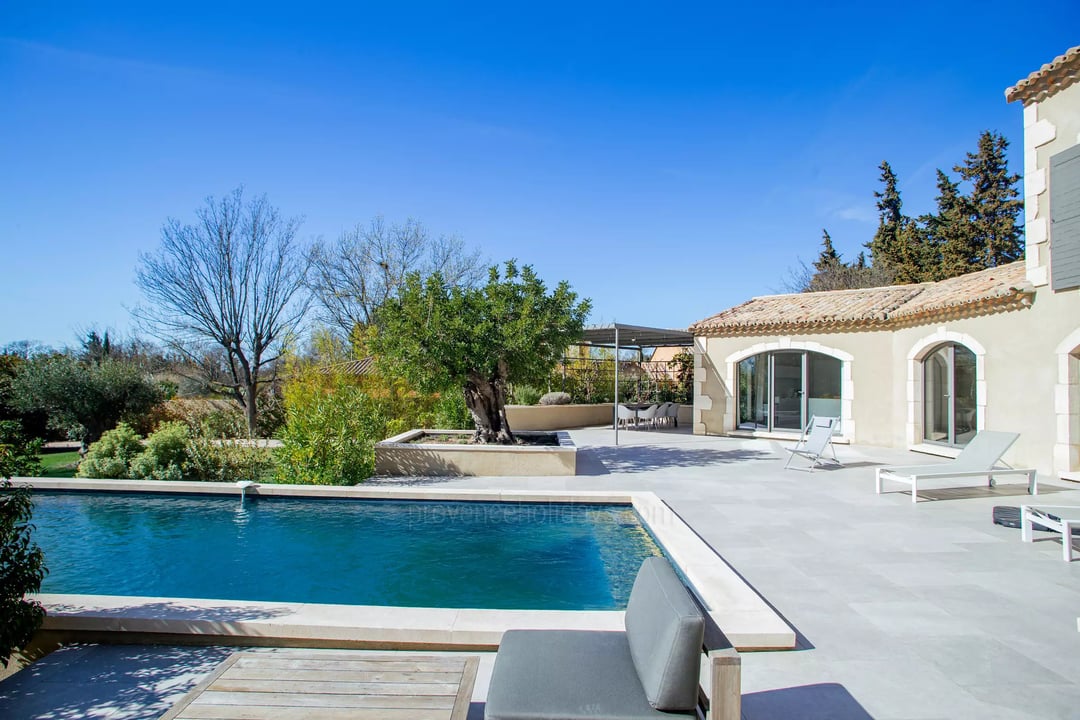 11 - Le Mas des Bories: Villa: Pool