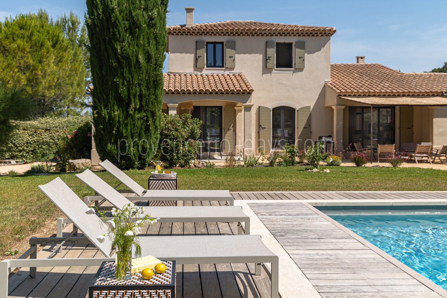 42 - Villa du Puy: Villa: Exterior